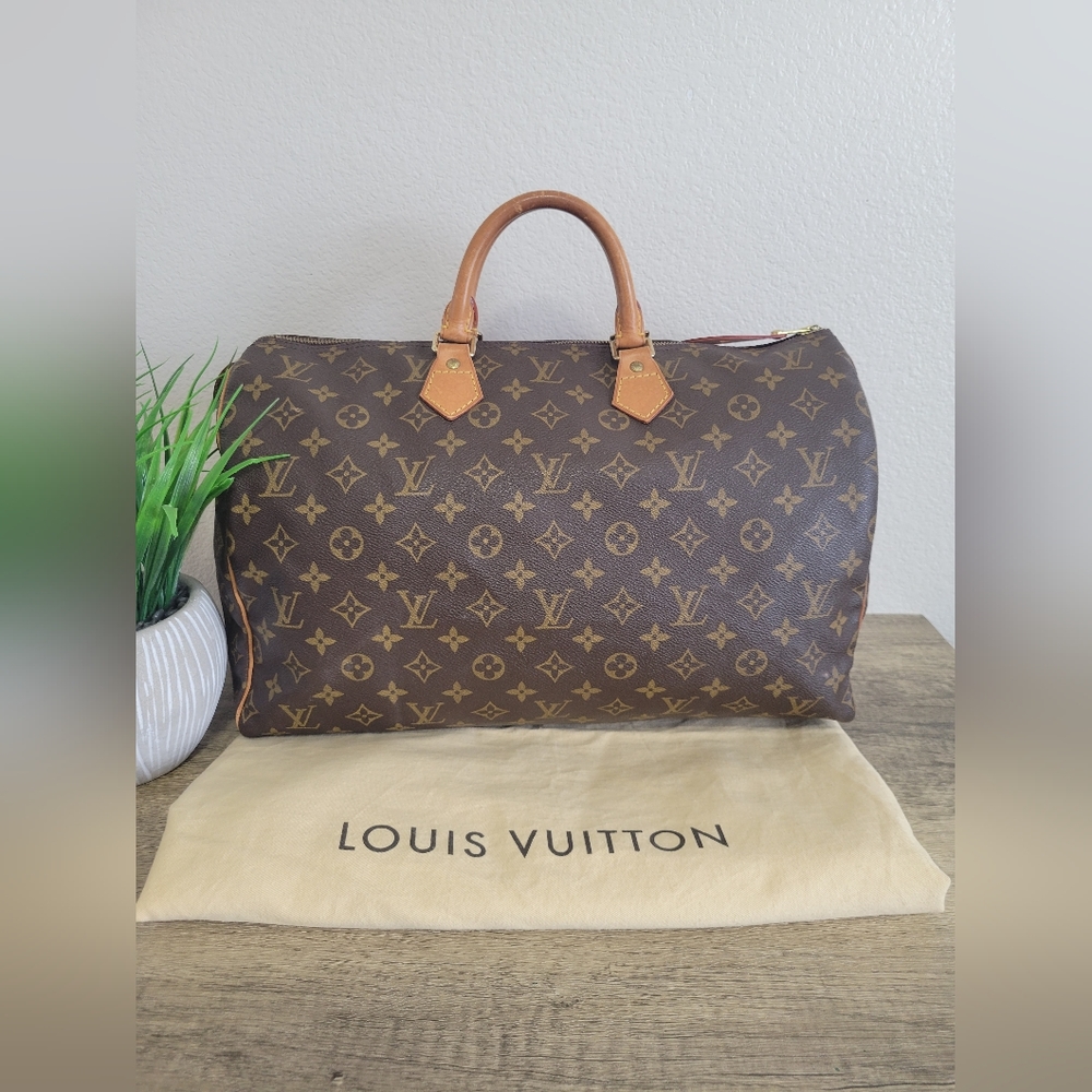 SOLD Louis Vuitton Monogram Speedy 40